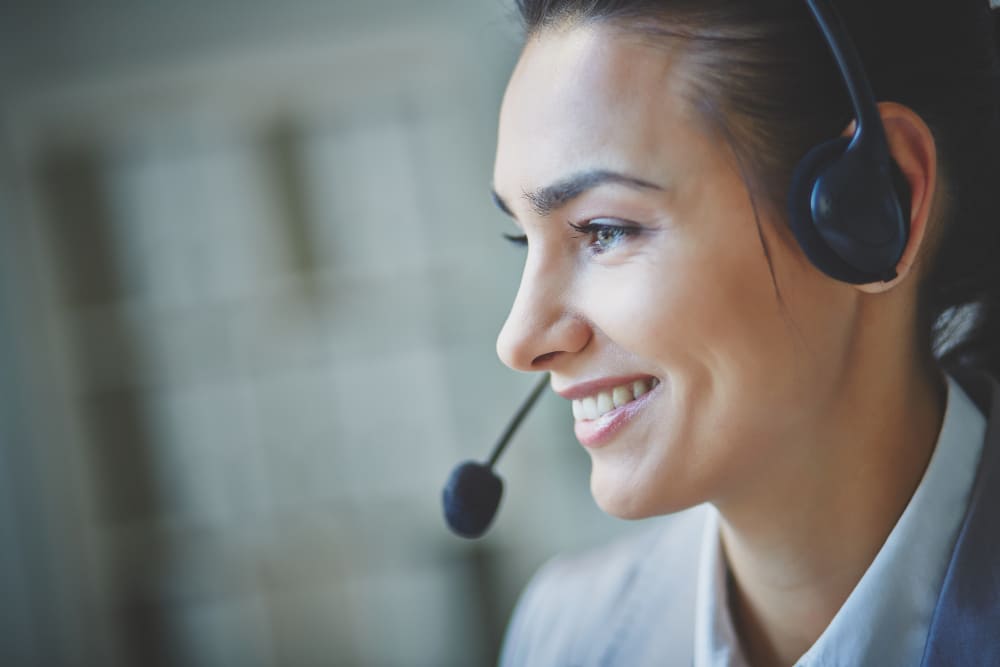 une femme en télémarketing